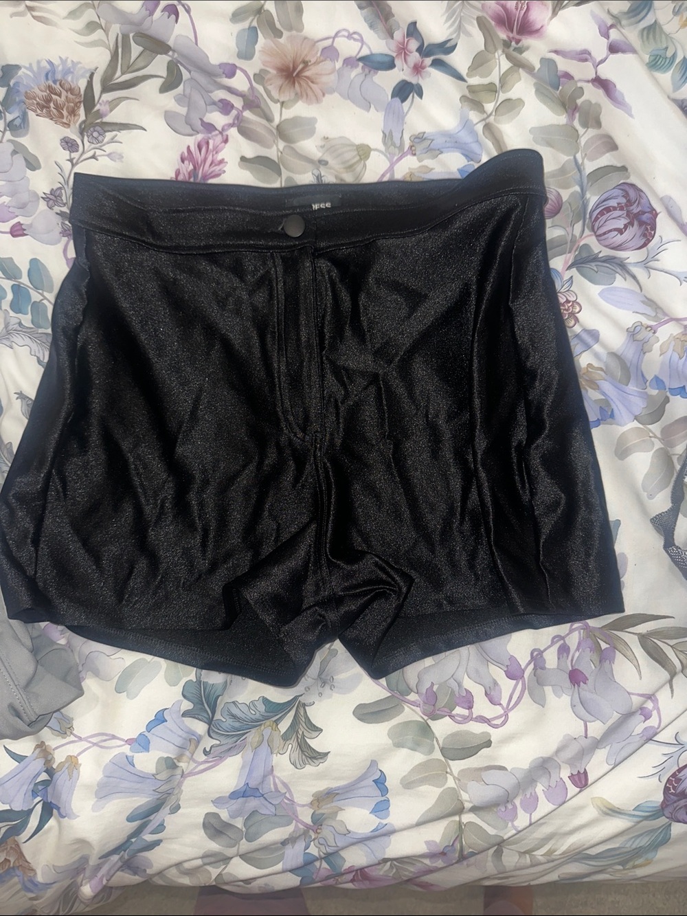 Express Women’s Black Athletic Stretch Shorts